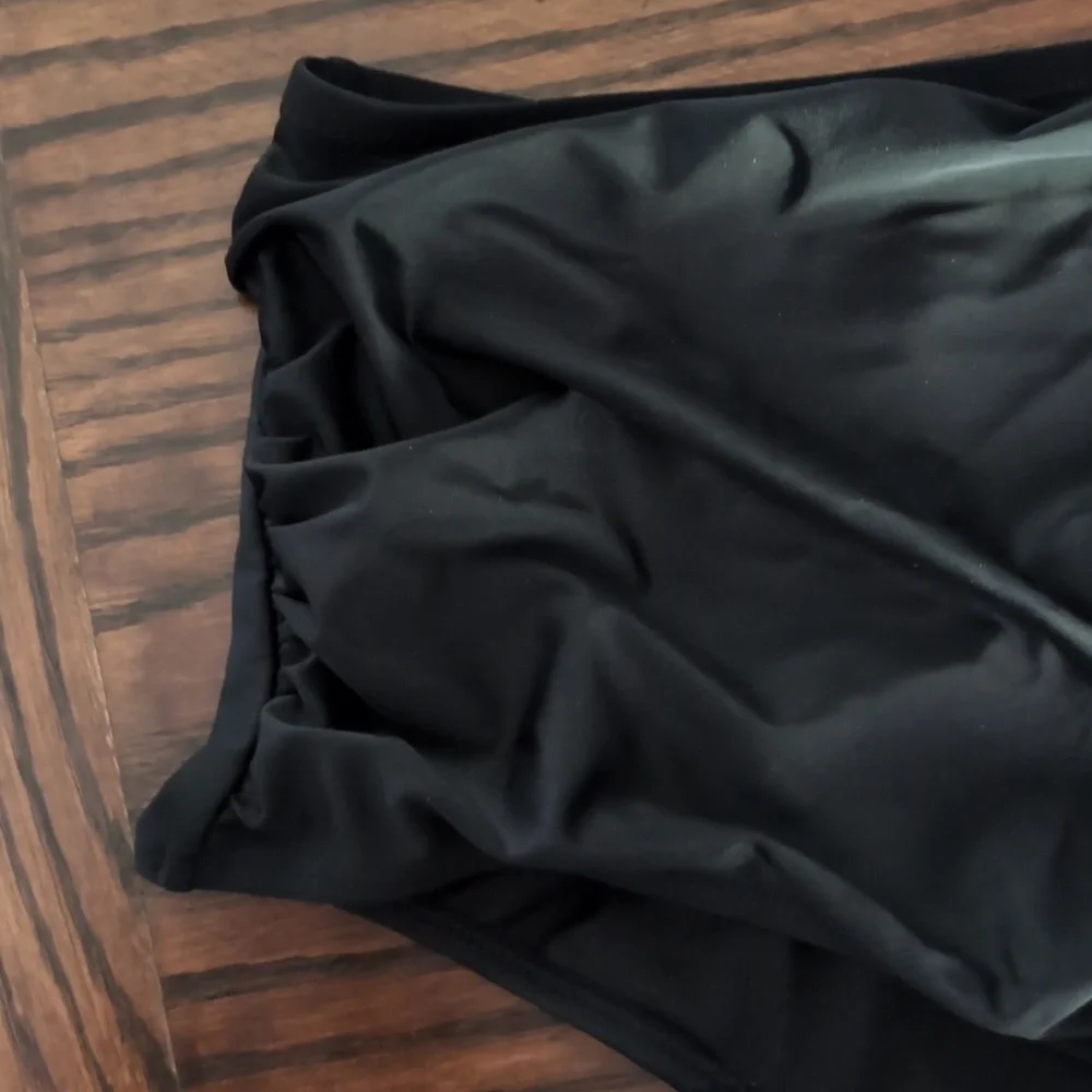 Bathing suit - Picture 4 of 6